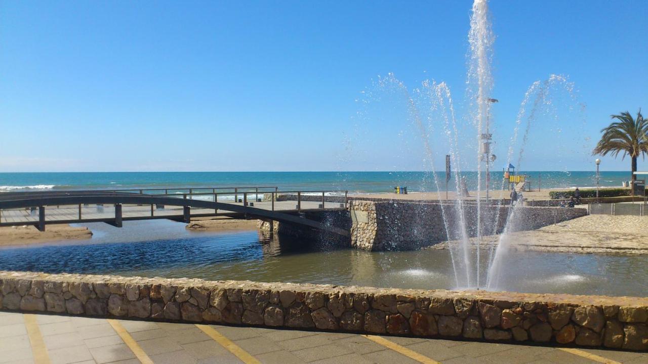 Chalet Vacacional Con Piscina Privada Y Barbacoa Tarragona Exteriör bild