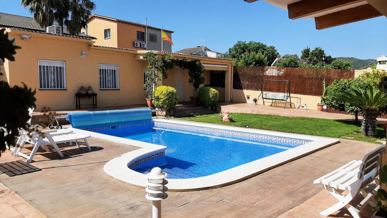 Chalet Con Piscina Privada Y Barbacoa Villa Tarragona Exteriör bild